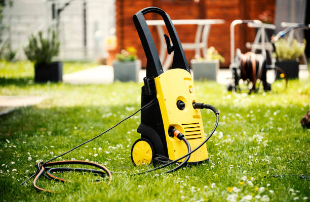 Best Pool Deck Cleaning  in Oak Leaf, TX